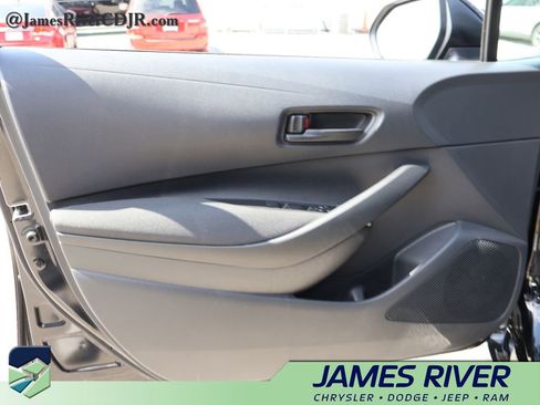 Used 2026 Toyota Corolla LE FWD image 20