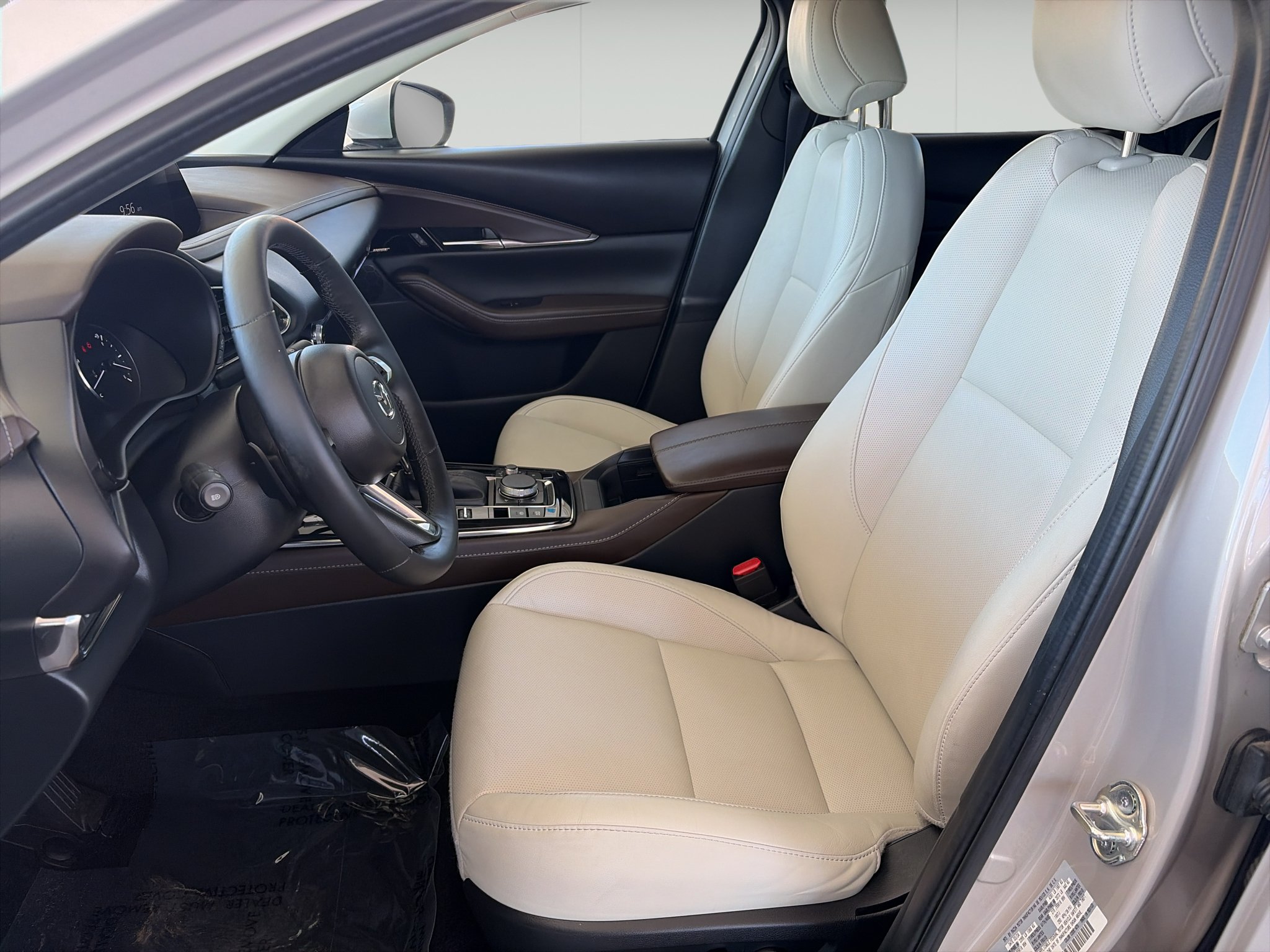 Used 2024 MAZDA CX-30 AWD 2.5 S w/ Premium Package image 9
