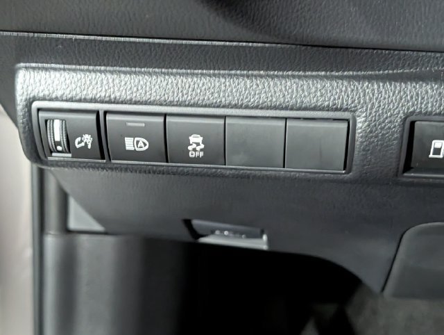 Certified 2026 Toyota Corolla SE w/ SE Premium Package FWD image 24