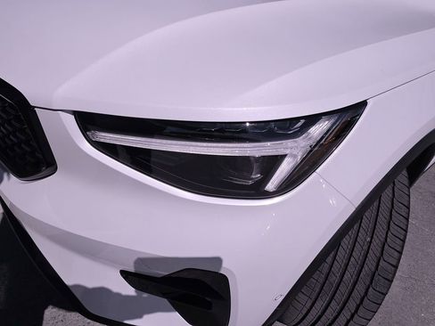 New 2026 Volvo XC40 B5 Plus w/ Protection Package Premier image 34