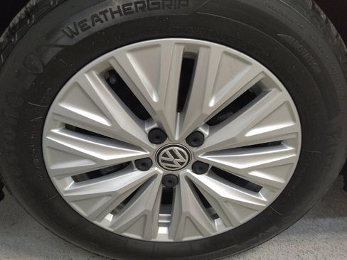 Used 2019 Volkswagen Jetta S w/ Driver Assistance Package FWD image 31