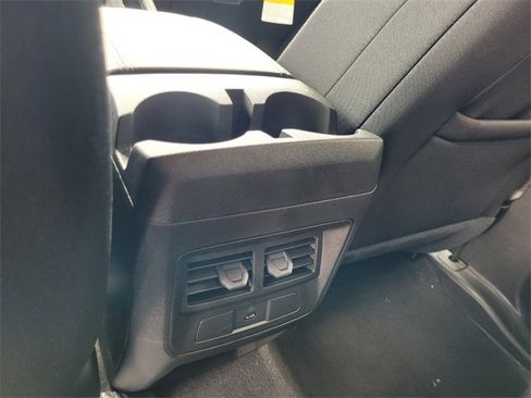 New 2026 GMC Canyon Elevation image 6