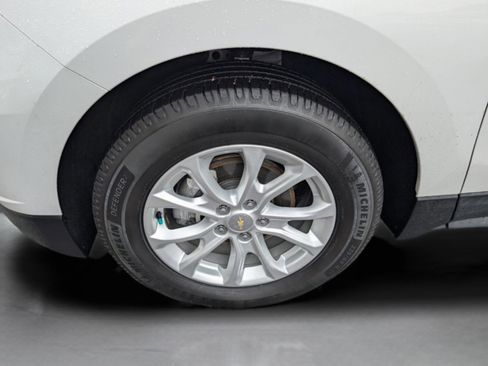 Used 2019 Chevrolet Equinox LS image 14