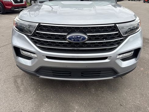 Used 2020 Ford Explorer XLT w/ Equipment Group 202A image 46