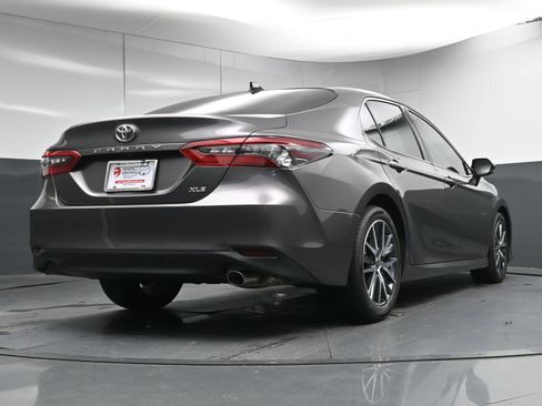 Used 2023 Toyota Camry XLE image 27