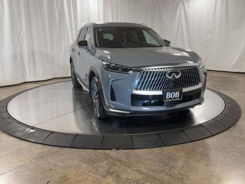 Certified 2026 INFINITI QX60 Luxe w/ Cargo Package image 4