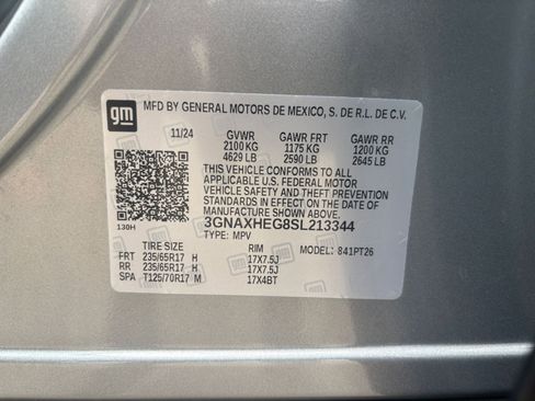 Used 2025 Chevrolet Equinox LT FWD image 29