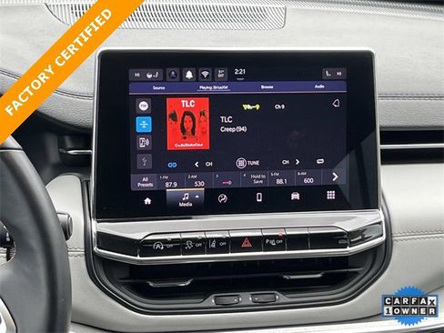 Certified 2022 Jeep Compass Limited image 16