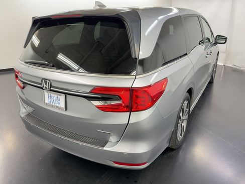 Used 2022 Honda Odyssey Touring image 9