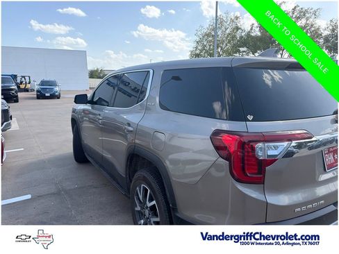 Used 2022 GMC Acadia SLE FWD image 11