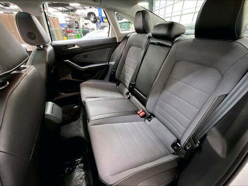 New 2026 Volkswagen Jetta SE image 12