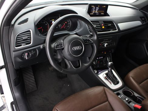 Used 2018 Audi Q3 2.0T Premium FWD image 13