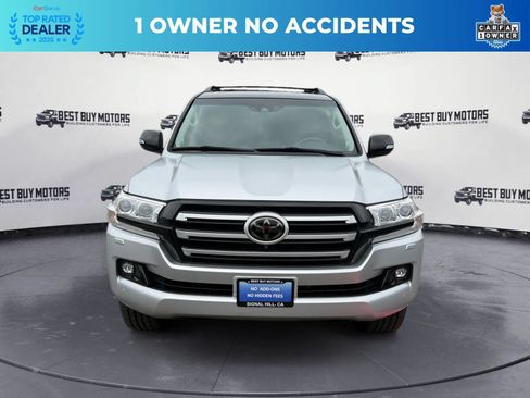 Used 2017 Toyota Land Cruiser AWD/4WD image 2