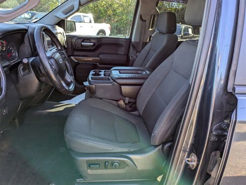 Used 2020 Chevrolet Silverado 1500 RST image 9