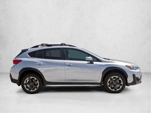Used 2023 Subaru Crosstrek 2.0i Premium AWD/4WD image 3