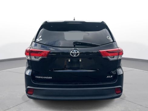 Used 2018 Toyota Highlander XLE FWD image 7