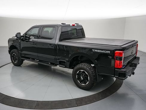 Certified 2025 Ford F250 Lariat w/ Lariat Ultimate Package AWD/4WD image 7