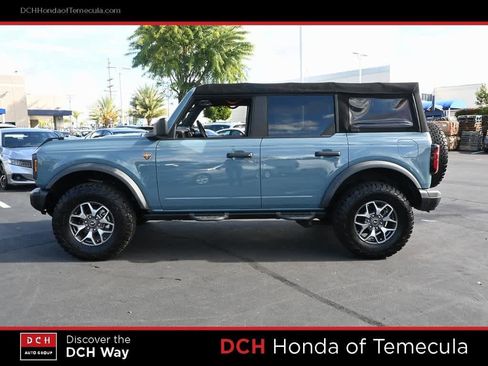 Used 2022 Ford Bronco Badlands image 4