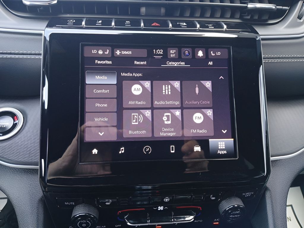 Used 2025 Jeep Grand Cherokee L Altitude AWD/4WD image 18