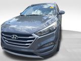 Used 2017 Hyundai Tucson Sport image 4