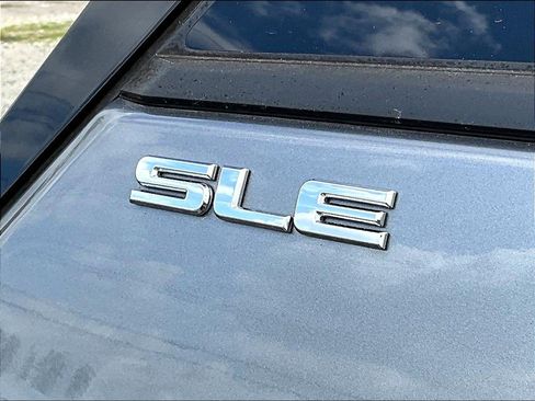 Used 2020 GMC Terrain SLE FWD image 23