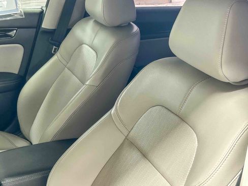 Used 2024 Honda Civic Touring image 23