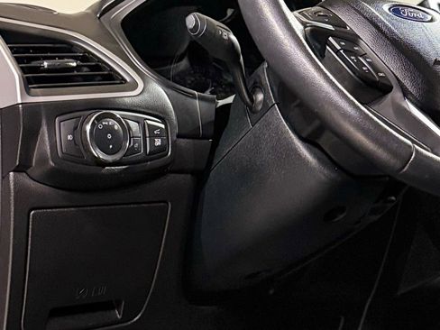 Used 2022 Ford Edge SEL w/ Convenience Package image 35