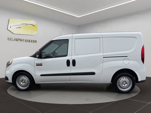 Used 2022 RAM ProMaster City Wagon image 4