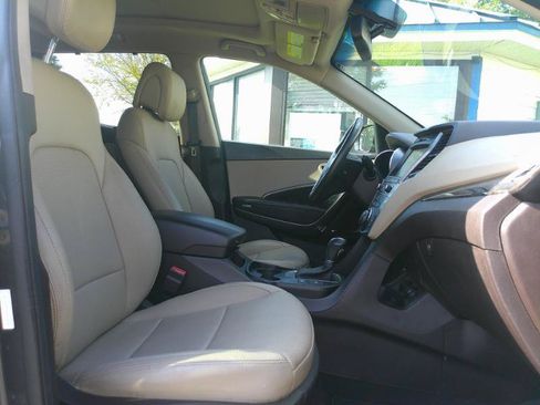 Used 2017 Hyundai Santa Fe Sport w/ 2.4L Tech Package 04 FWD image 19