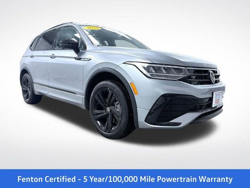 Used 2024 Volkswagen Tiguan SE R-Line image 1