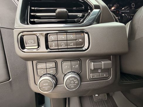 New 2026 GMC Yukon AT4 w/ AT4 Premium Plus Package image 28