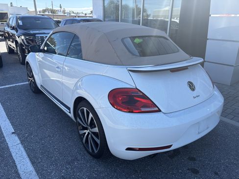 Used 2015 Volkswagen Beetle R-Line image 5