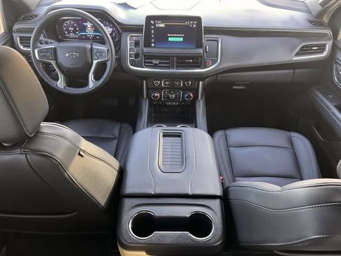 Used 2024 Chevrolet Tahoe Z71 w/ Luxury Package image 10