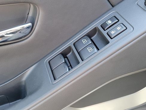 New 2026 Nissan Frontier SV w/ All-Weather Content Package AWD/4WD image 23