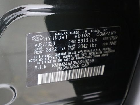 Used 2024 Hyundai Ioniq 6 SE RWD image 38