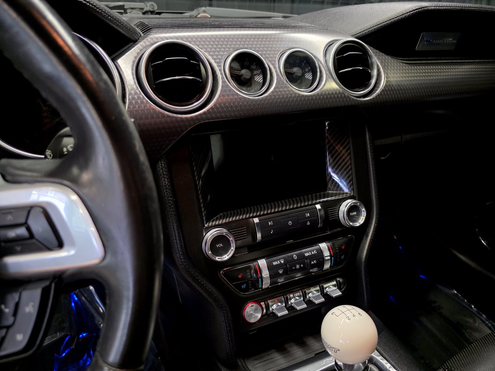 Used 2018 Ford Mustang GT Premium w/ GT Performance Package RWD image 23