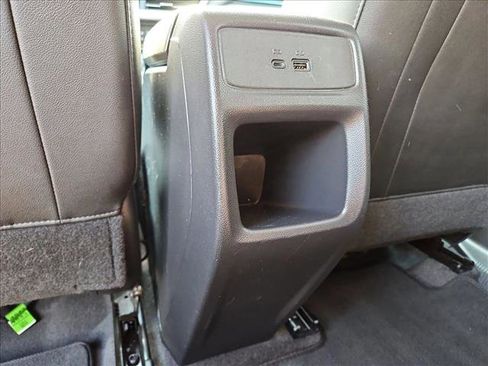 Certified 2025 Chevrolet Trax LT image 16