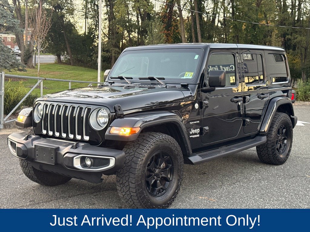 Used 2019 Jeep Wrangler Unlimited Sahara w/ Cold Weather Group AWD/4WD image 3