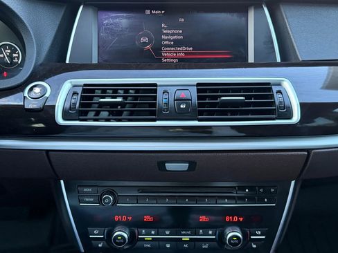 Used 2016 BMW 535i Gran Turismo image 26