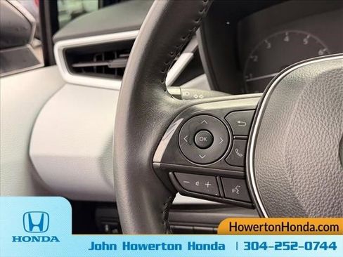 Used 2025 Toyota Corolla SE FWD image 18