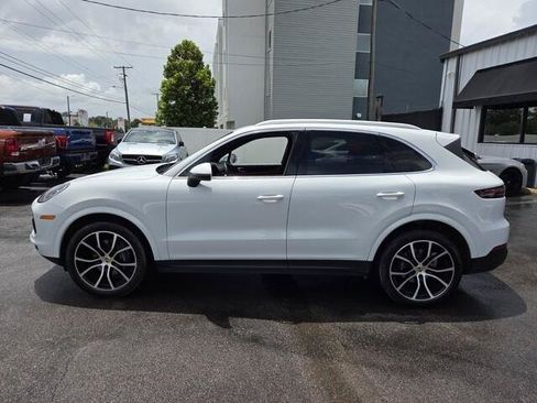 Used 2019 Porsche Cayenne AWD/4WD image 4