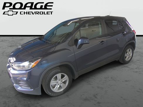 Used 2019 Chevrolet Trax LS w/ Tint and Cruise Package FWD image 1