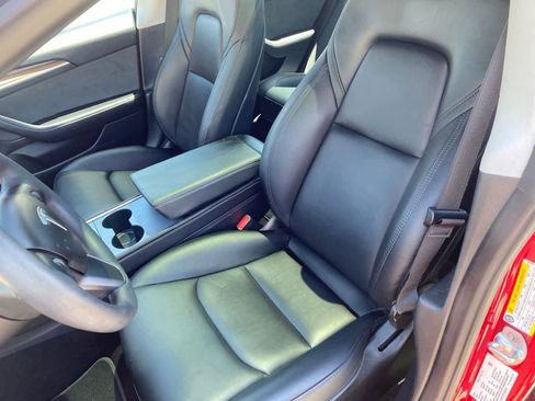 Used 2023 Tesla Model 3 Standard Range RWD image 12