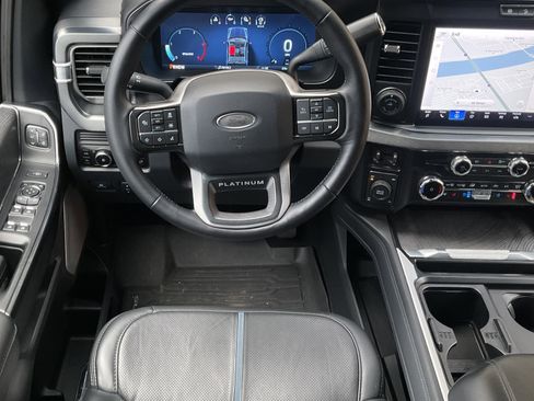 Used 2025 Ford F350 Platinum w/ FX4 Off-Road Package image 27