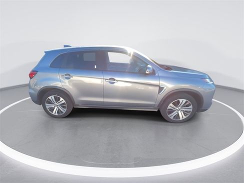 Used 2024 Mitsubishi Outlander Sport SE image 9