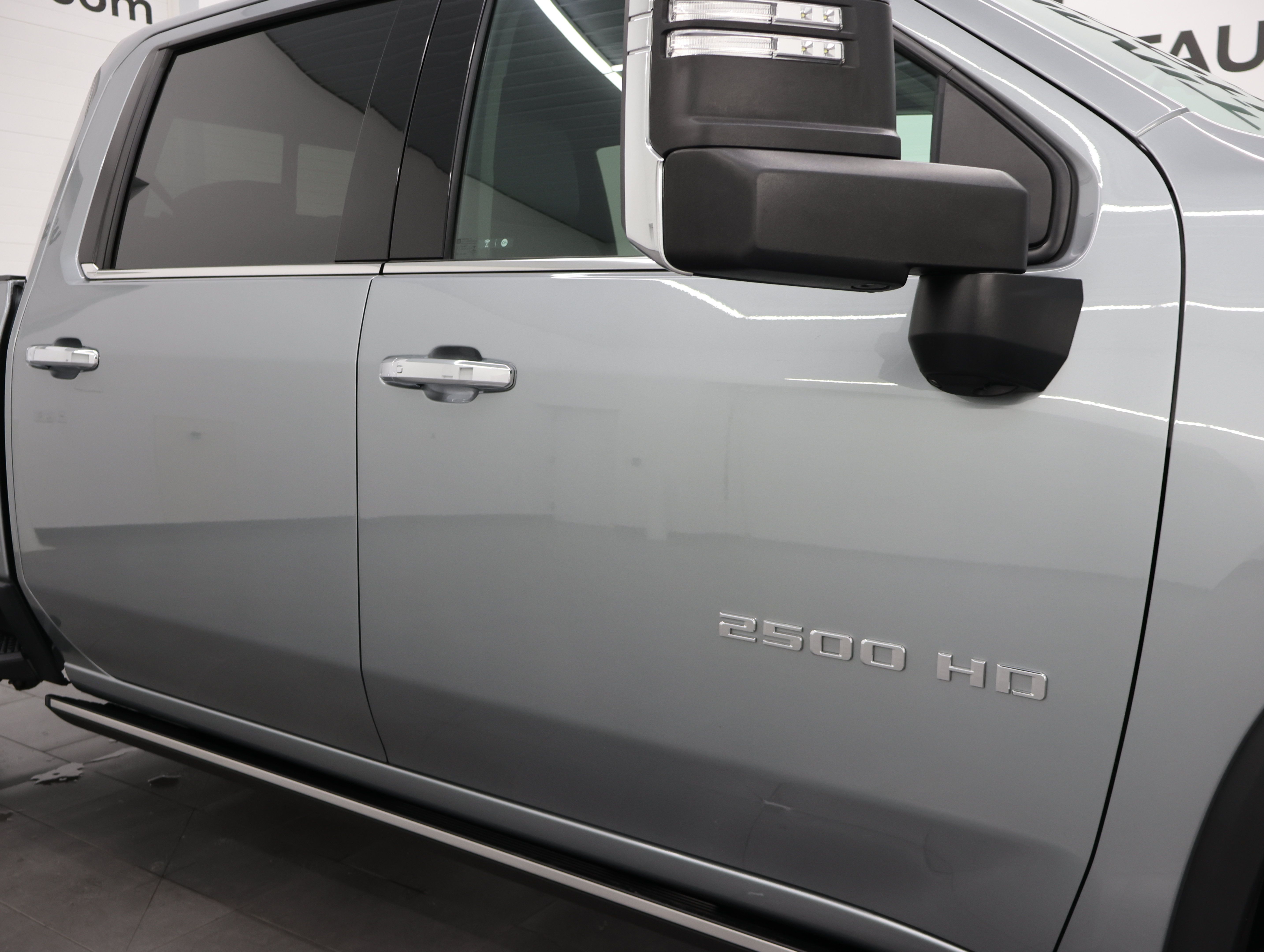 Used 2024 Chevrolet Silverado 2500 LTZ w/ LTZ Premium Package AWD/4WD image 21