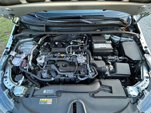 Used 2025 Toyota Corolla LE image 11