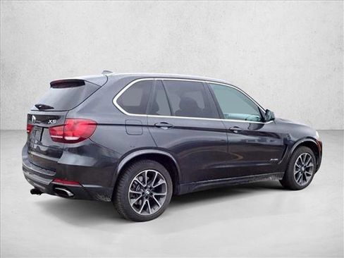 Used 2015 BMW X5 xDrive50i AWD/4WD image 3