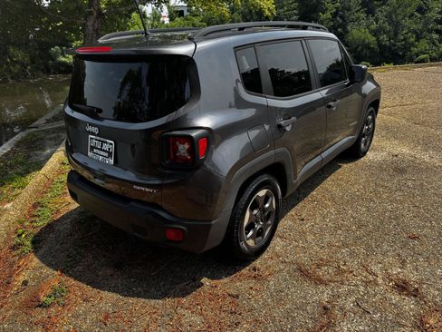 Used 2018 Jeep Renegade Sport w/ Power & Air Group FWD image 5