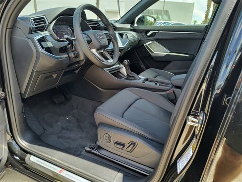 New 2025 Audi Q3 2.0T Premium Plus image 2